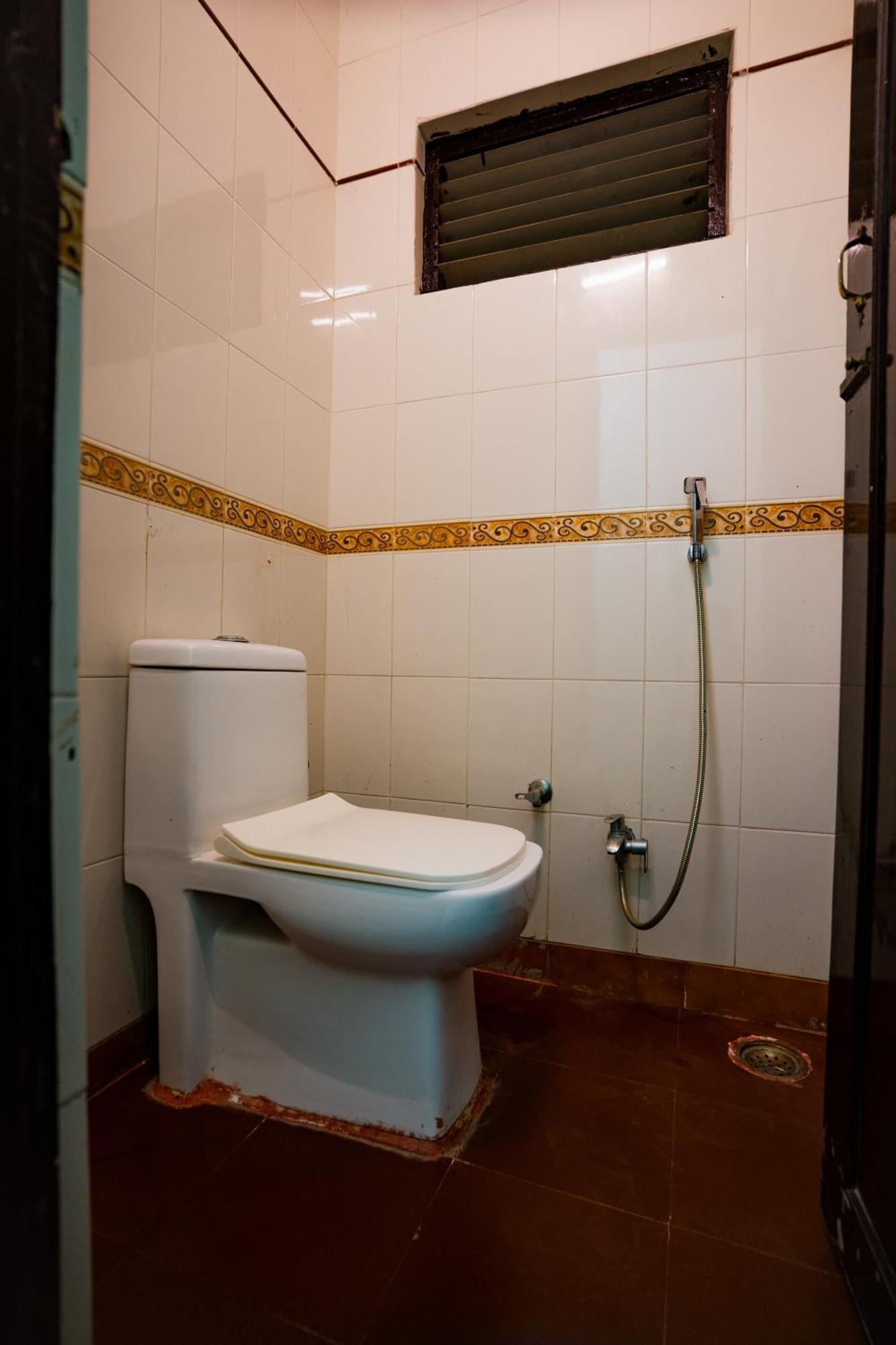 Hotel Girdhar Mahal Indore Exterior photo